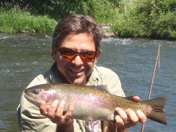 Tom with a nice Pit River bow