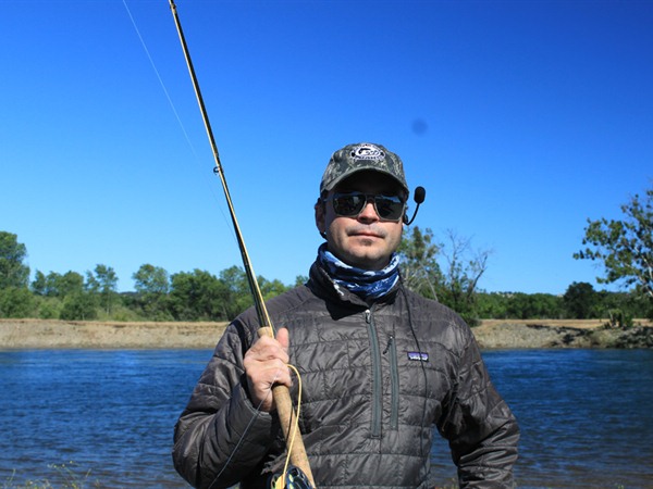 Dax Messett (aka Max Dessett) wired for sound