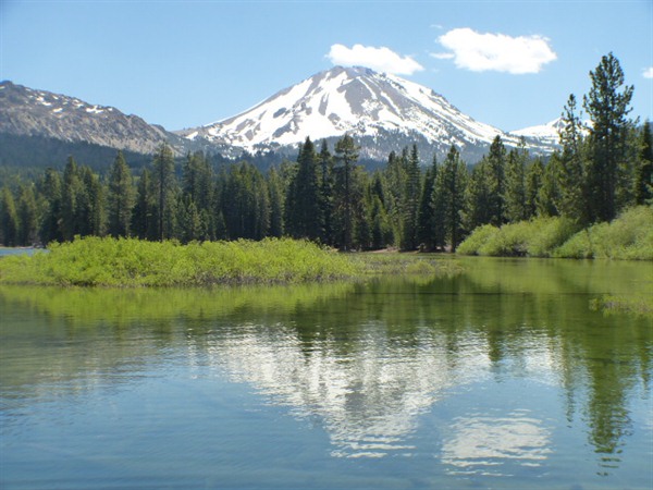Beautiful Manzinita Lake