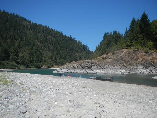 Picnic at the Blue Creek lagoon