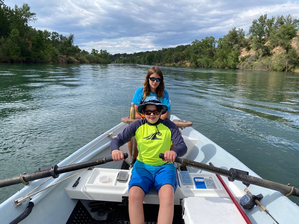 Andreas gave rowing lessons at no extra charge