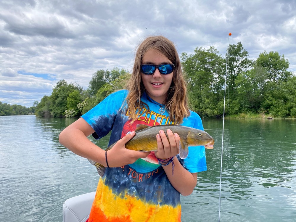 Another sucker.  Love that shirt!