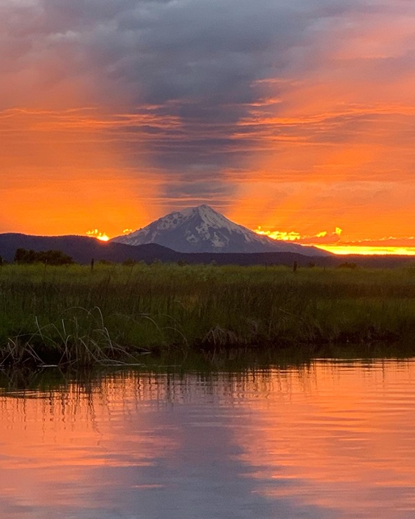 Beautiful Mt. Shasta at sunset!  Bring on the Hex!